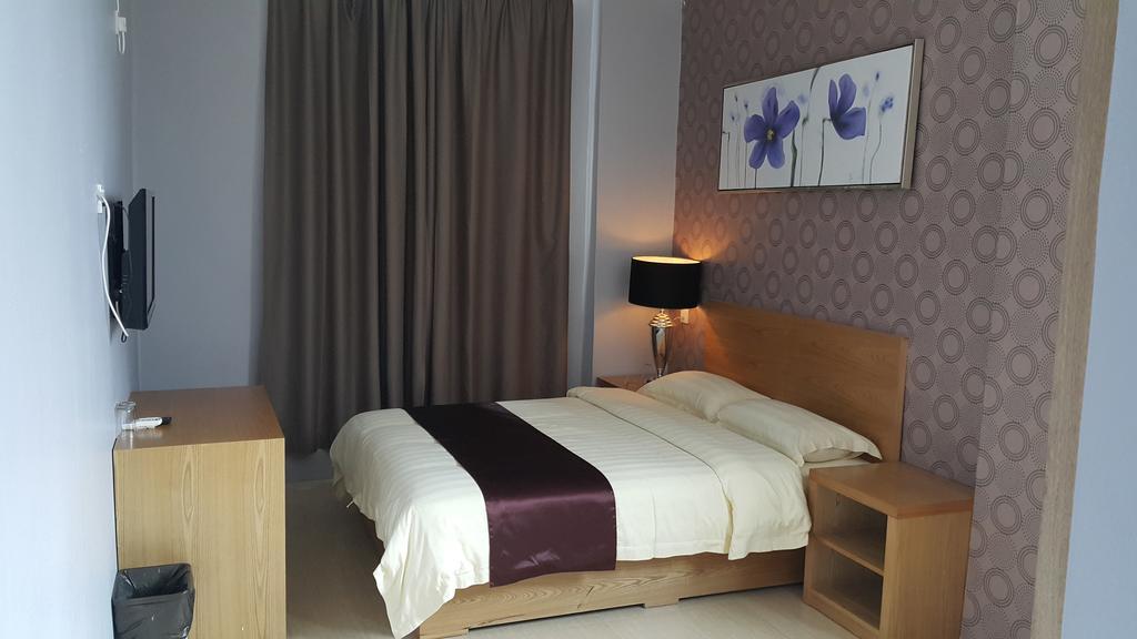 Residence 21 Boutique Inn Мири Экстерьер фото
